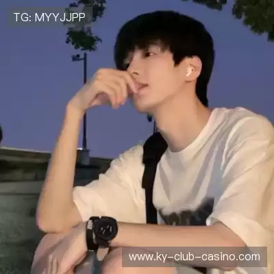 仲灵楚